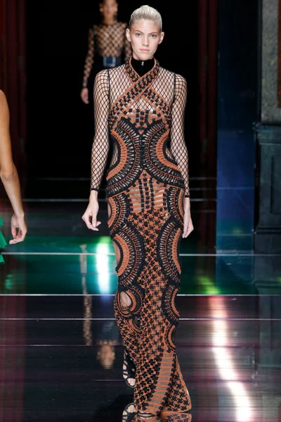 Look 53